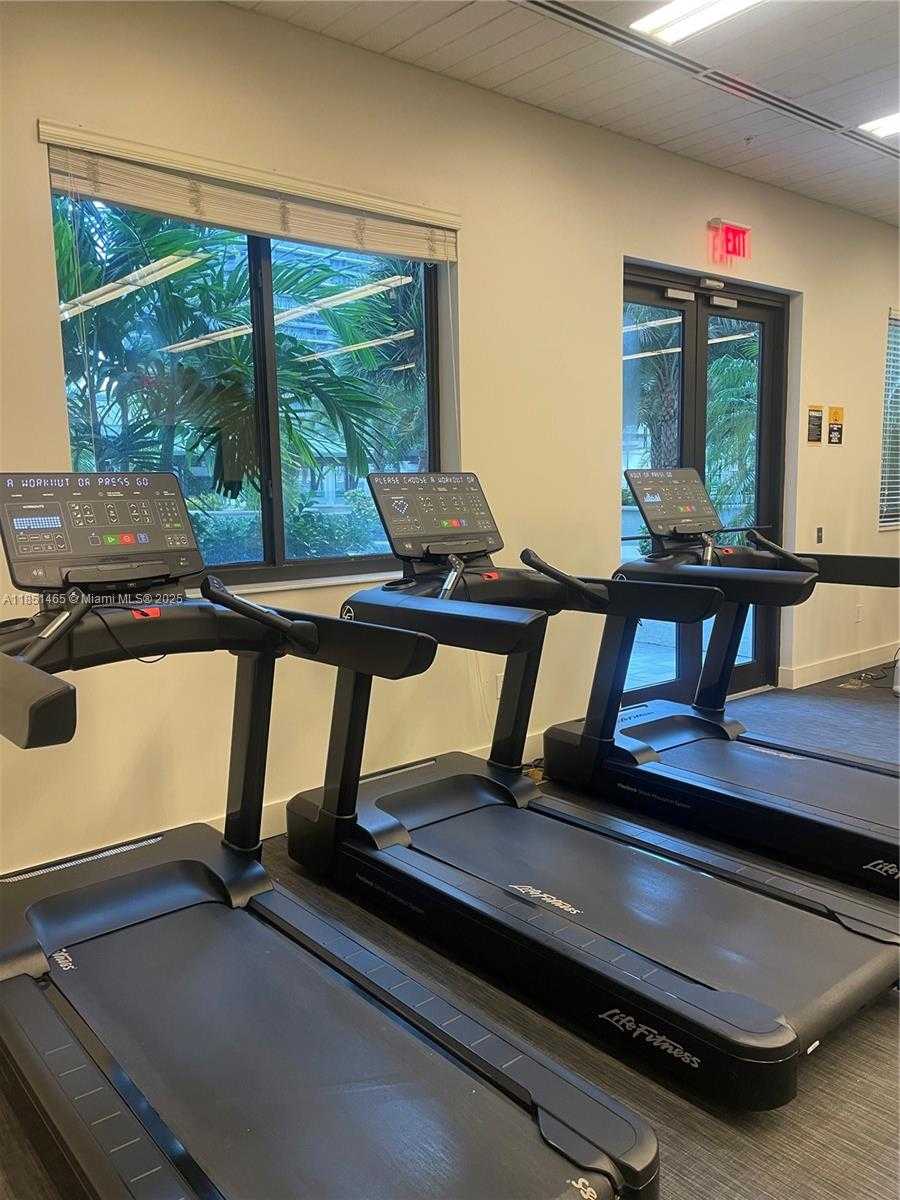 Small Image of 999 SOUTH WEST 1ST AVE #2715, Miami Number 42