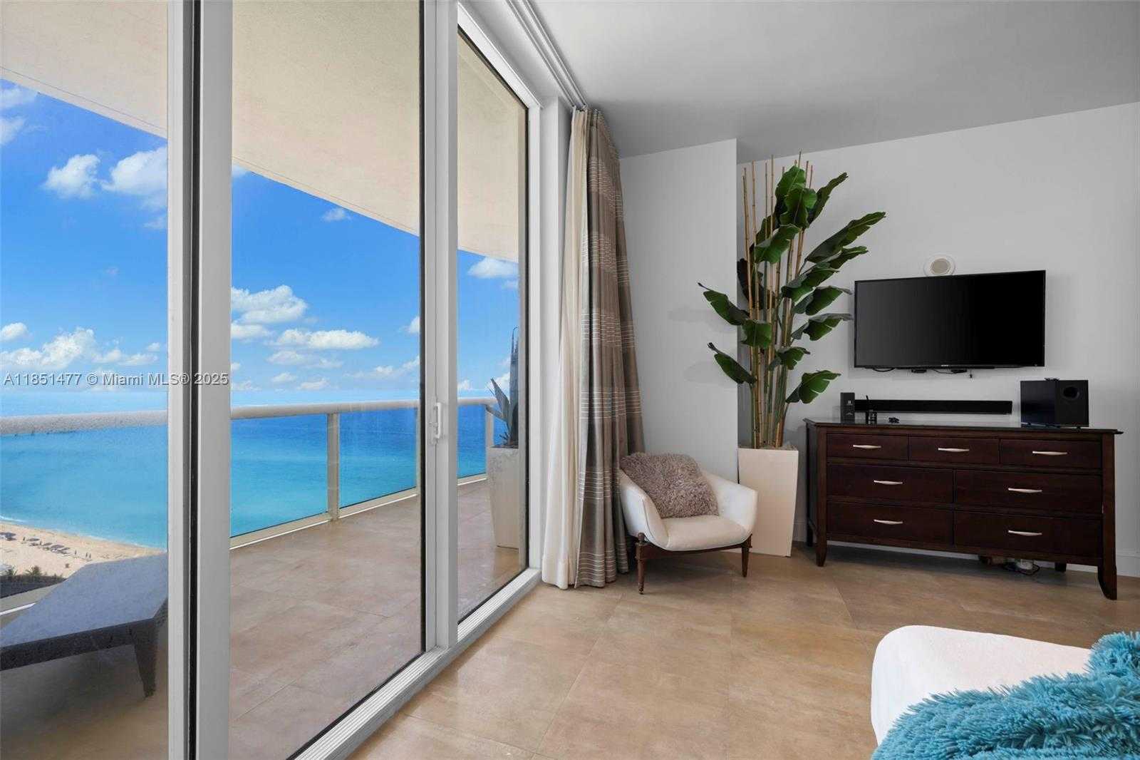 Small Image of 15901 COLLINS AVE #1502, Sunny Isles Beach Number 19