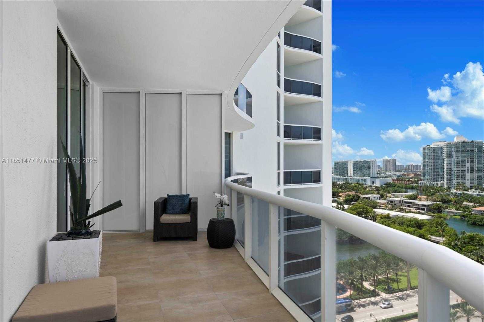 Small Image of 15901 COLLINS AVE #1502, Sunny Isles Beach Number 23
