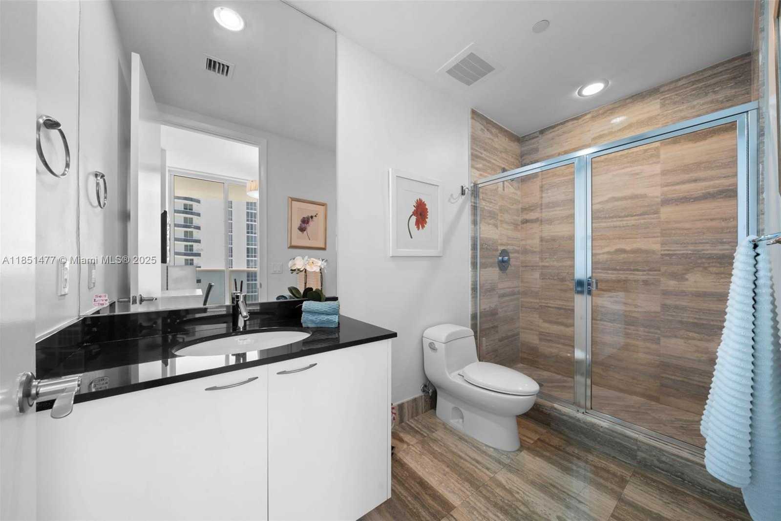 Small Image of 15901 COLLINS AVE #1502, Sunny Isles Beach Number 29