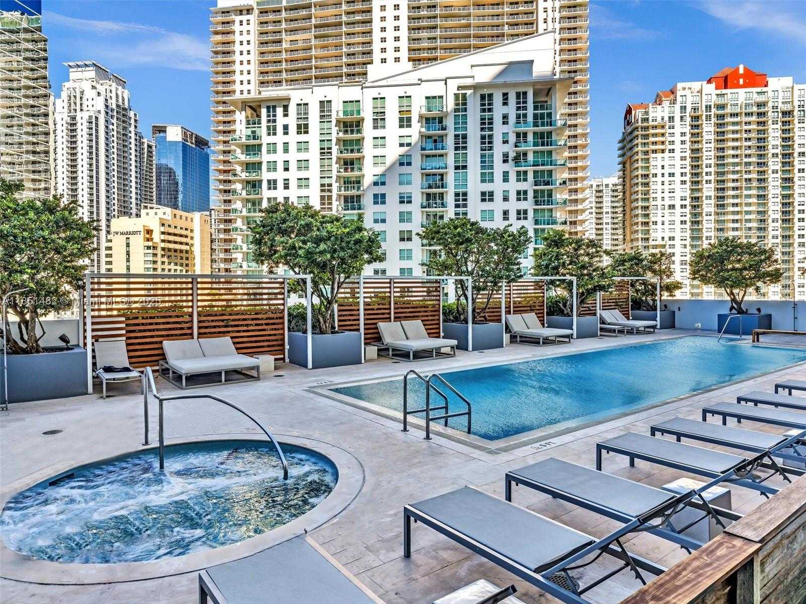 Small Image of 1300 BRICKELL BAY DR #4202, Miami Number 26