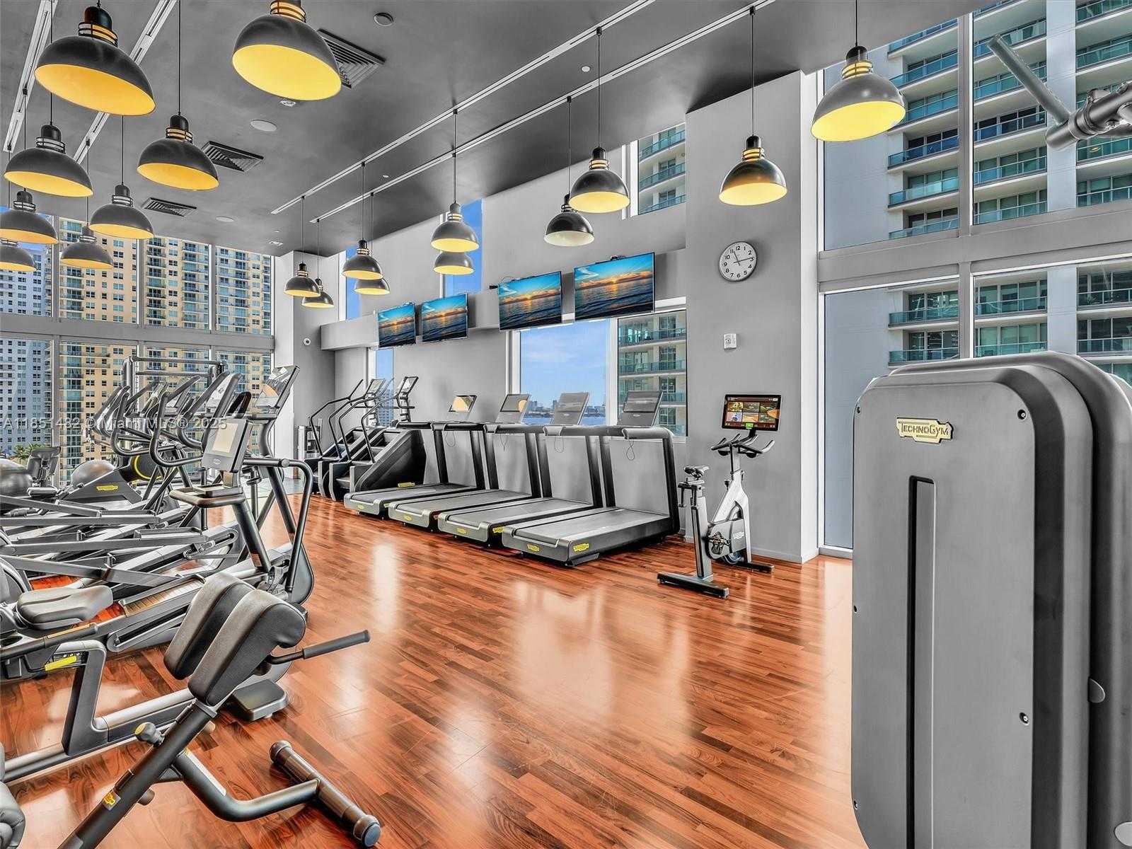 Small Image of 1300 BRICKELL BAY DR #4202, Miami Number 28