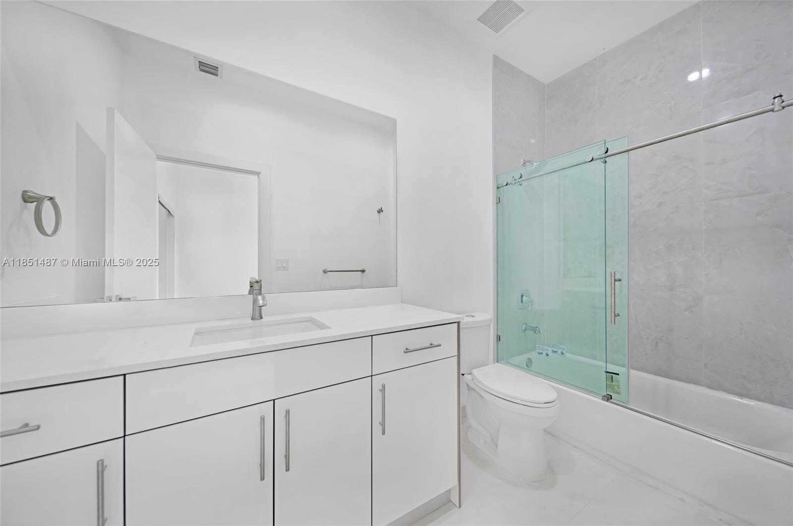 Small Image of 15620 NORTH WEST 39TH CT #15620, Miami Gardens Number 15