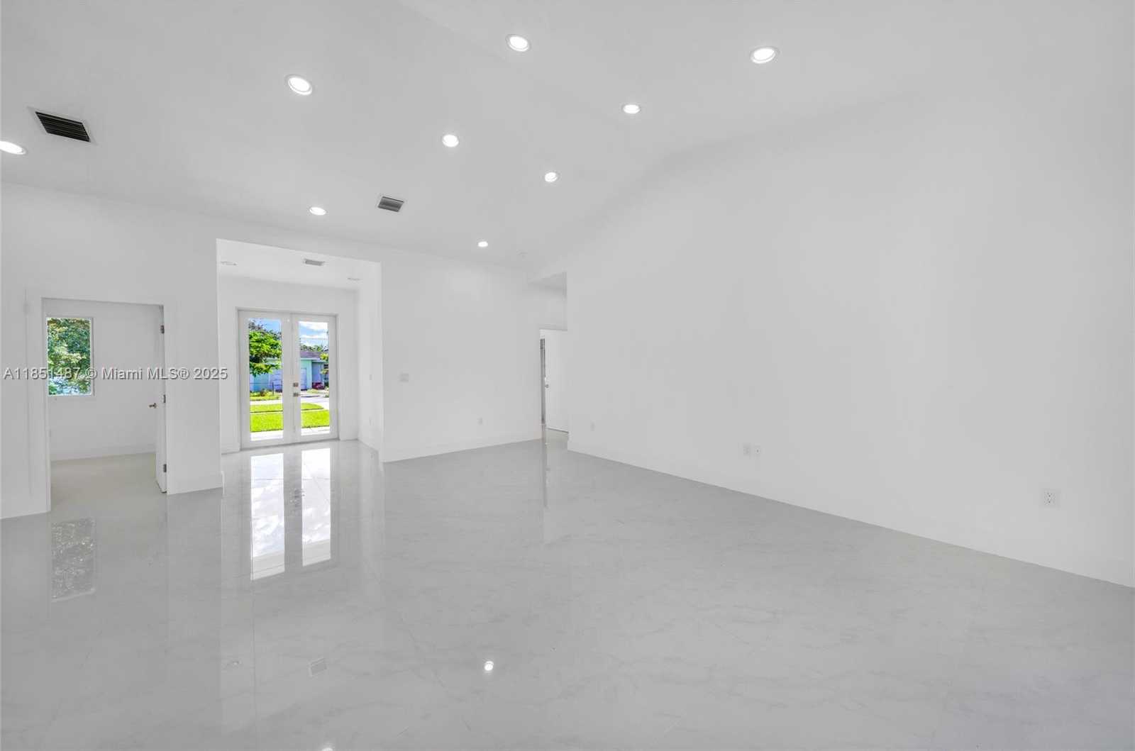 Small Image of 15620 NORTH WEST 39TH CT #15620, Miami Gardens Number 17