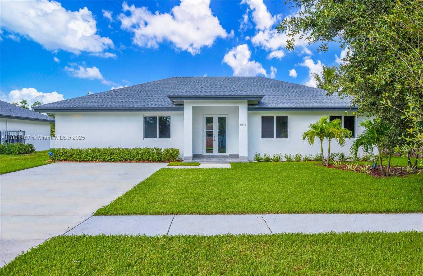 Small Image of 15620 NORTH WEST 39TH CT #15620, Miami Gardens Number 2