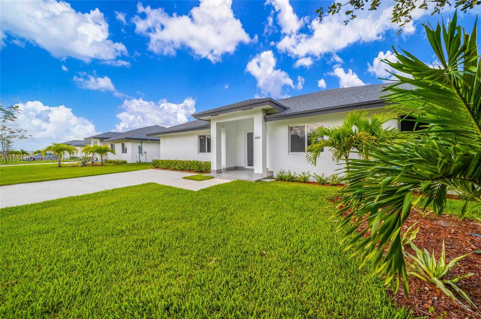 Small Image of 15620 NORTH WEST 39TH CT #15620, Miami Gardens Number 3