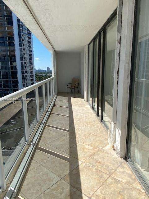 Small Image of 20505 EAST COUNTRY CLUB DR #934, Aventura Number 13