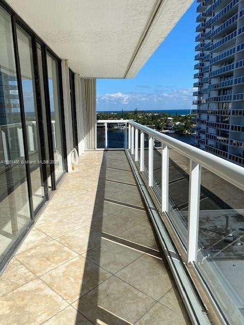Small Image of 20505 EAST COUNTRY CLUB DR #934, Aventura Number 14