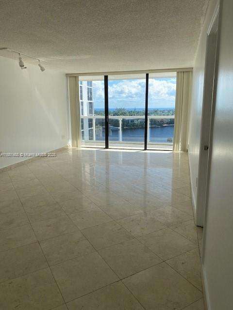 Small Image of 20505 EAST COUNTRY CLUB DR #934, Aventura Number 4