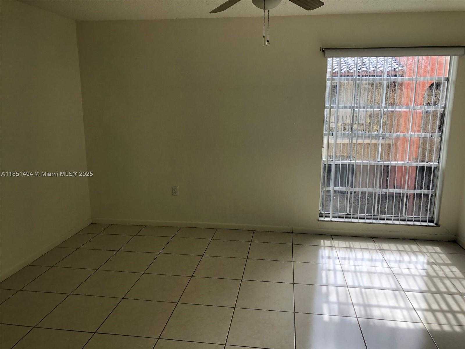 Small Image of 10810 NORTH KENDALL DR #Q-18, Miami Number 5