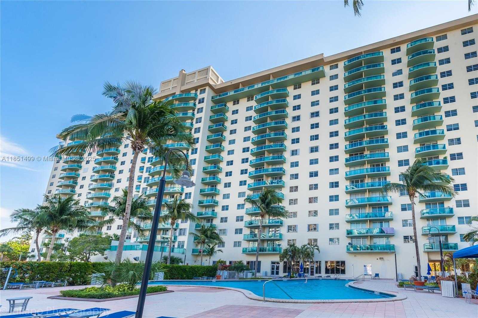 Small Image of 19390 COLLINS AVE #1401, Sunny Isles Beach Number 21