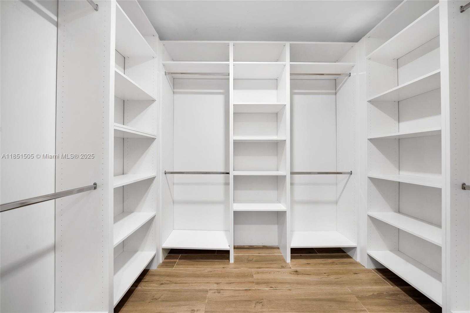 Small Image of 3265 BIRD AVE #202, Miami Number 24