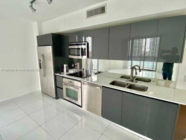 Small Image of 31 SOUTH EAST 6TH ST #2102, Miami Number 6