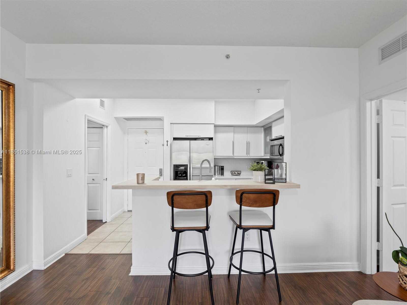 Small Image of 888 SOUTH DOUGLAS RD #302, Coral Gables Number 16