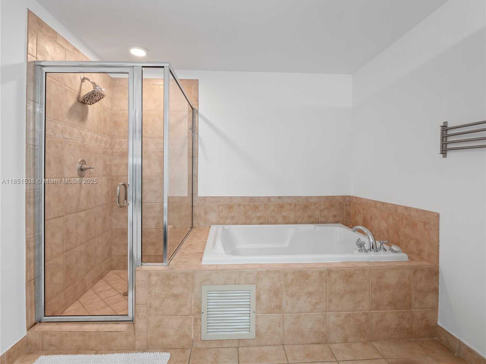 Small Image of 888 SOUTH DOUGLAS RD #302, Coral Gables Number 24