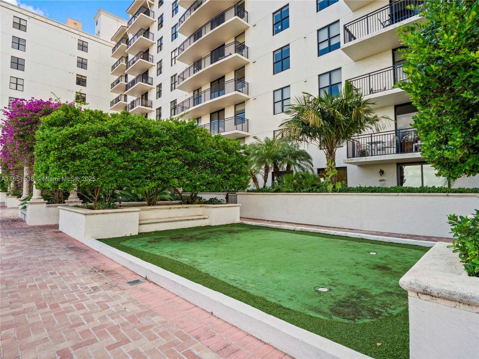 Small Image of 888 SOUTH DOUGLAS RD #302, Coral Gables Number 42