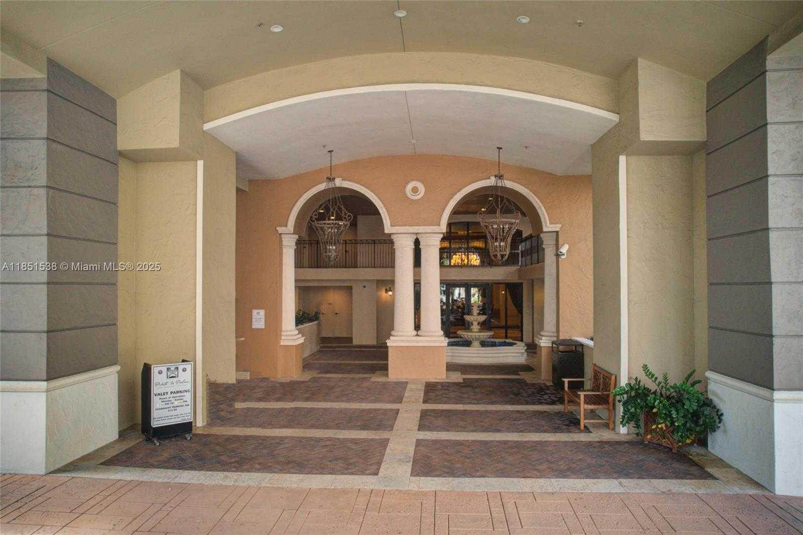 Small Image of 888 SOUTH DOUGLAS RD #302, Coral Gables Number 46