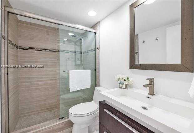 Small Image of 3001 SOUTH OCEAN DR #433, Hollywood Number 12