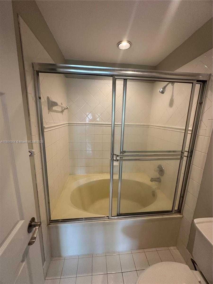 Small Image of 18716 SOUTH WEST 27TH CT, Miramar Number 18