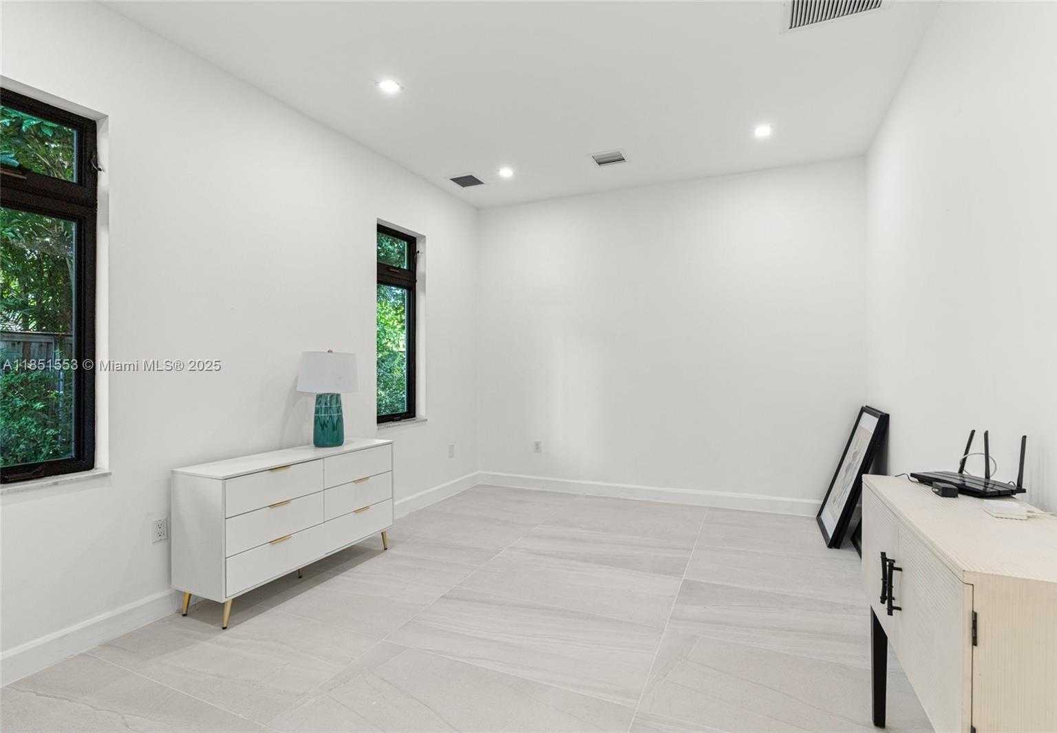 Small Image of 6220 SOUTH WEST 123RD TER #6220, Pinecrest Number 33