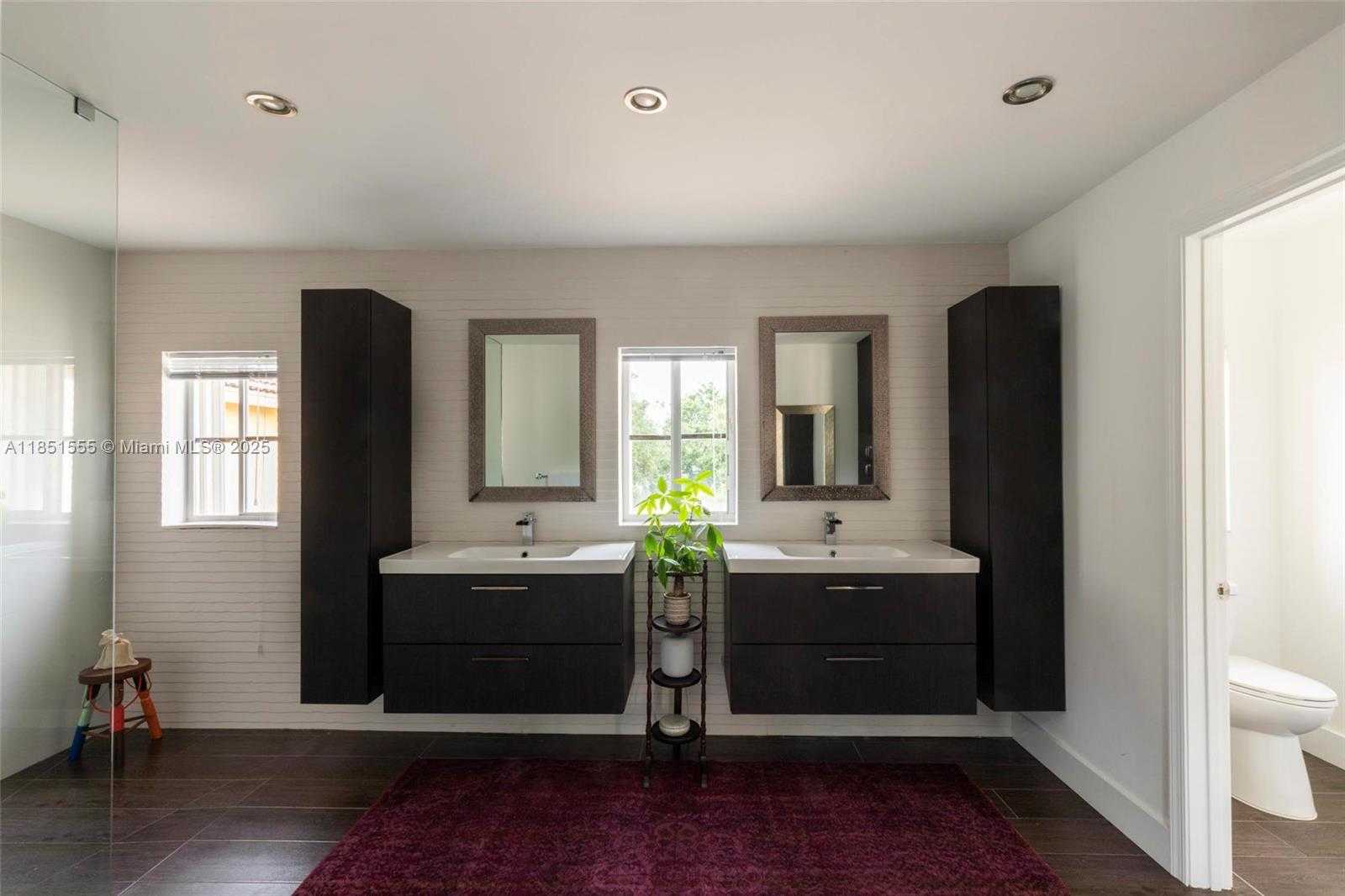 Small Image of 3652 FALCON RIDGE CIR, Weston Number 15