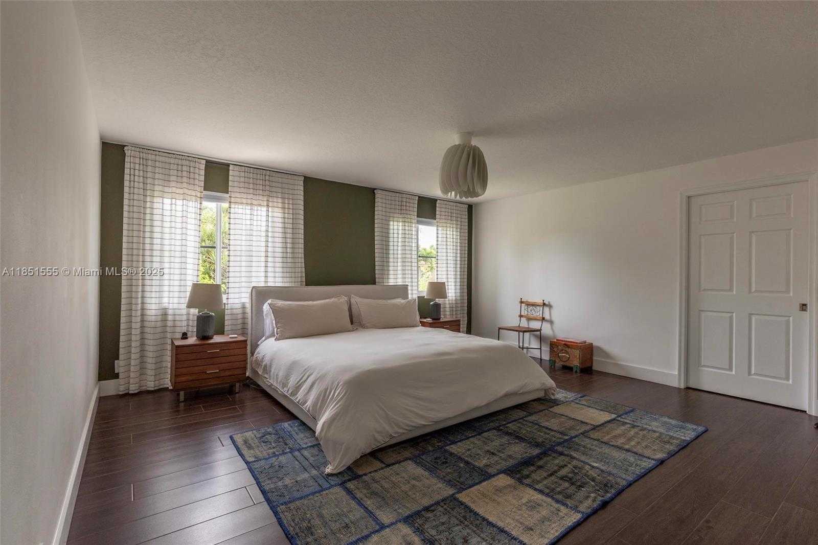 Small Image of 3652 FALCON RIDGE CIR, Weston Number 17