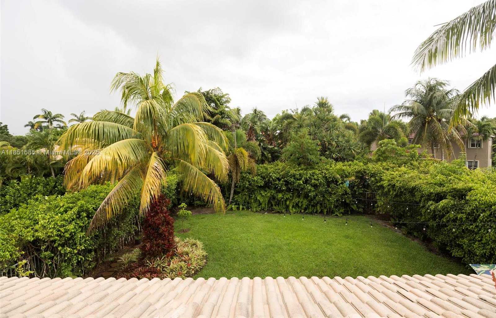 Small Image of 3652 FALCON RIDGE CIR, Weston Number 18