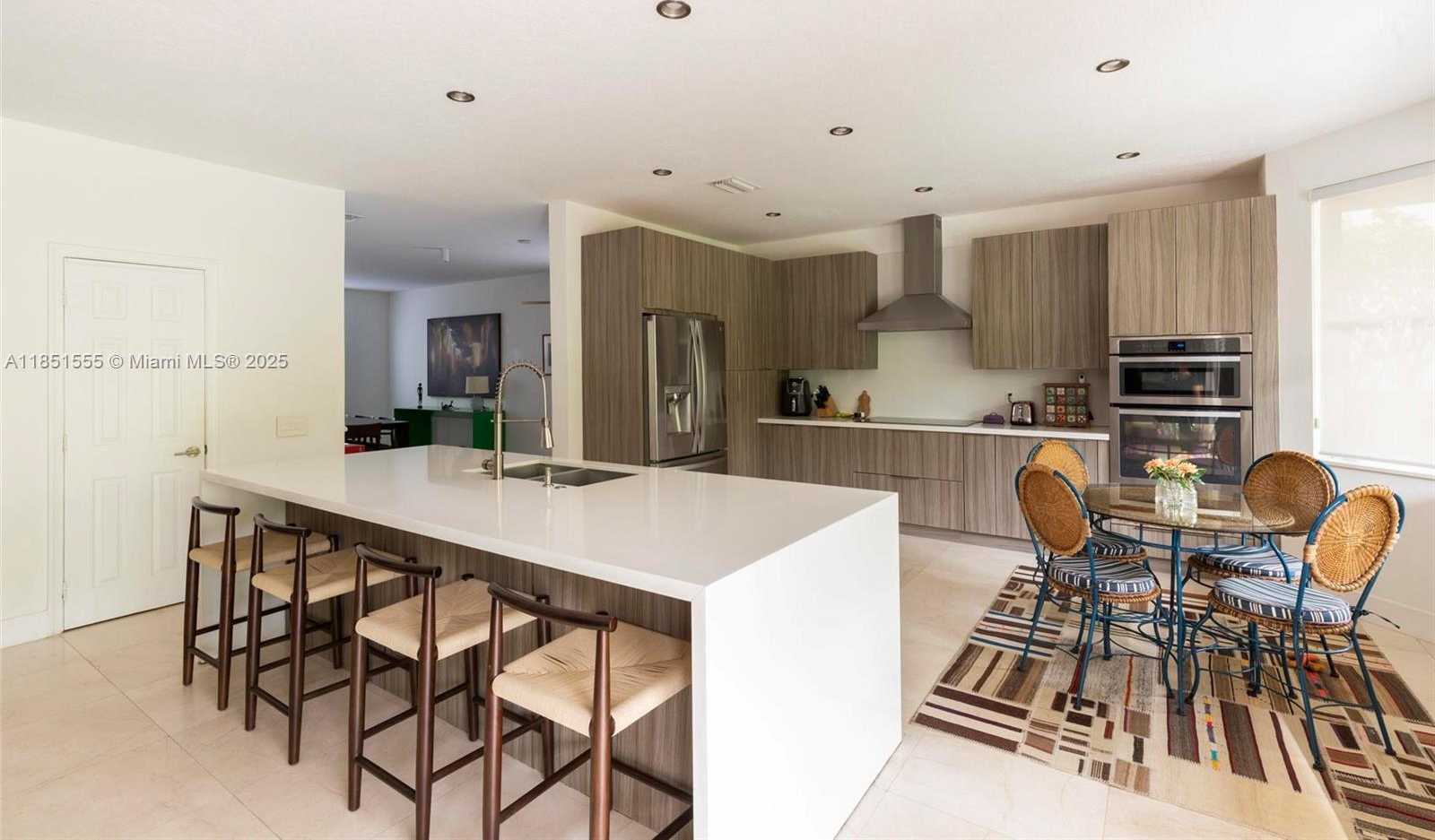 Small Image of 3652 FALCON RIDGE CIR, Weston Number 2