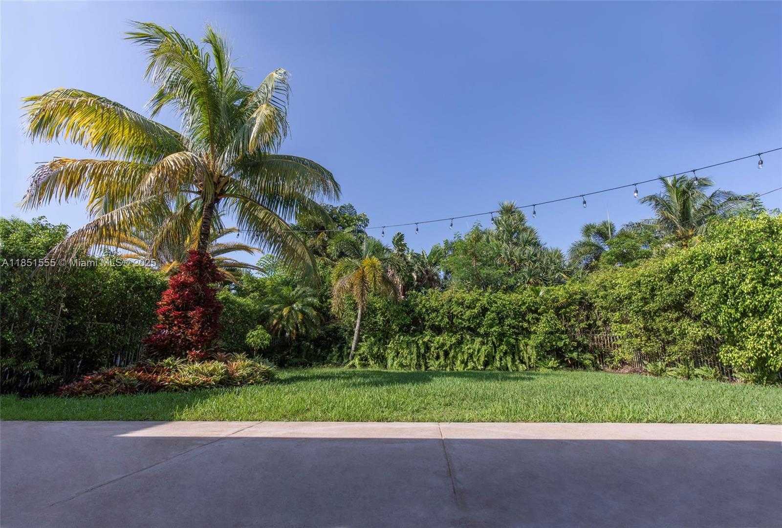 Small Image of 3652 FALCON RIDGE CIR, Weston Number 40