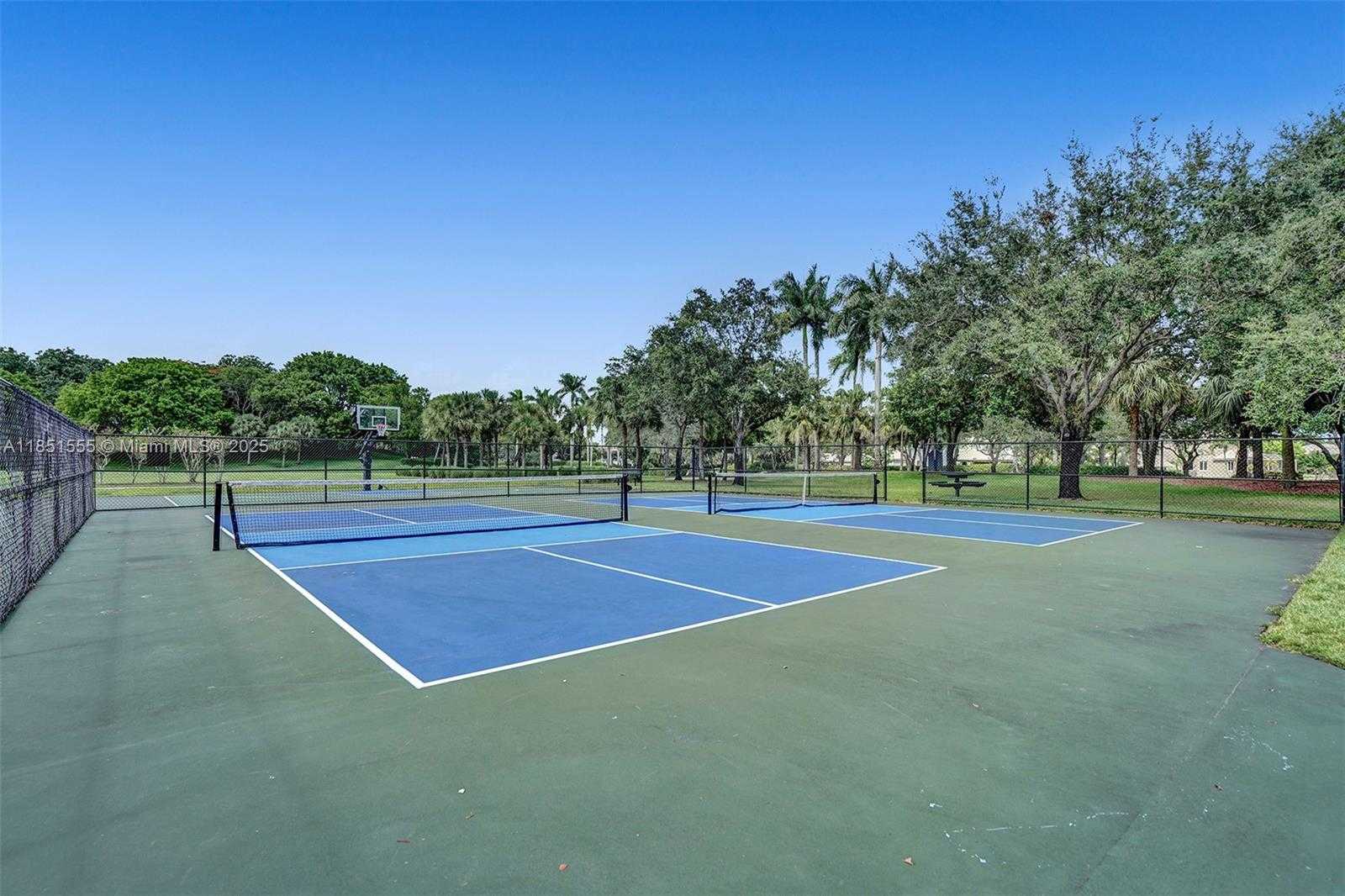 Small Image of 3652 FALCON RIDGE CIR, Weston Number 48