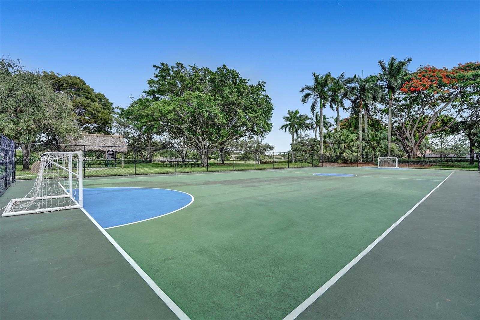 Small Image of 3652 FALCON RIDGE CIR, Weston Number 49