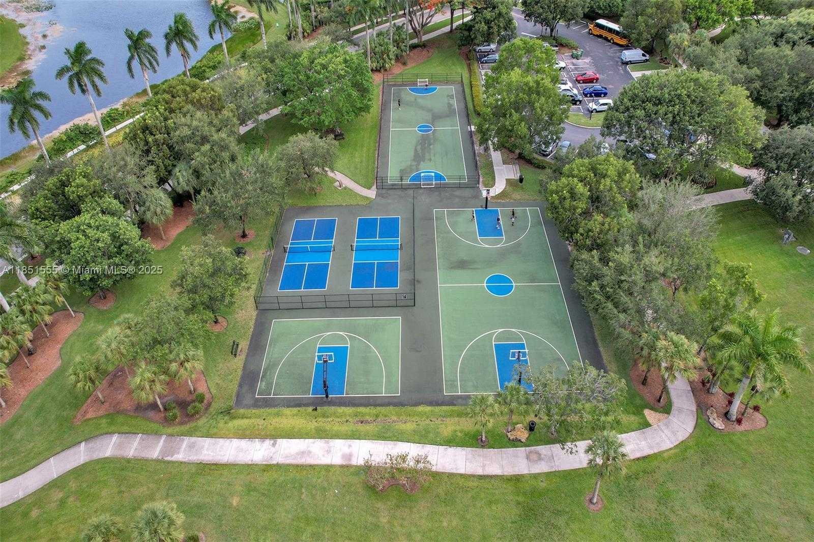 Small Image of 3652 FALCON RIDGE CIR, Weston Number 59