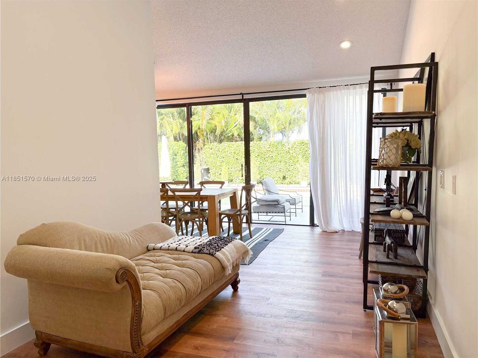 Small Image of 2530 WINDSOR WAY CT #N/A, Wellington Number 14