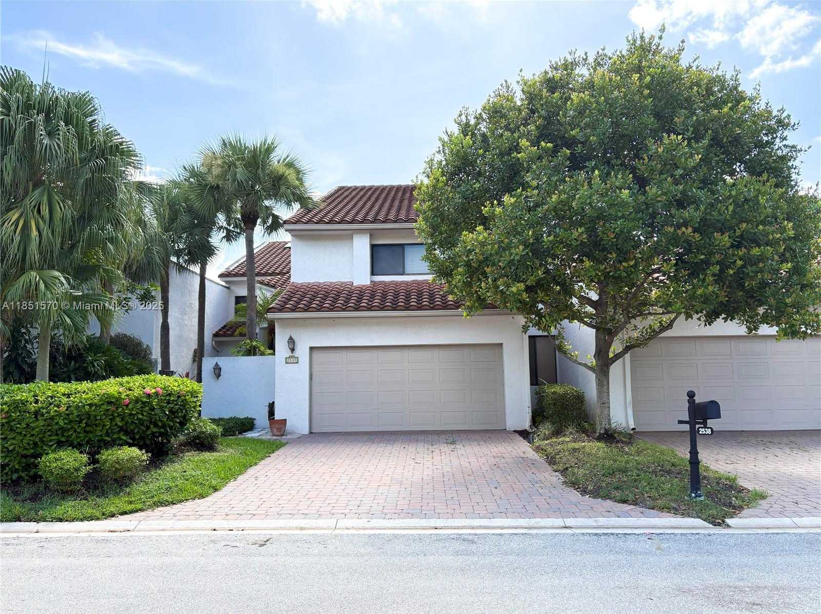 Small Image of 2530 WINDSOR WAY CT #N/A, Wellington Number 2