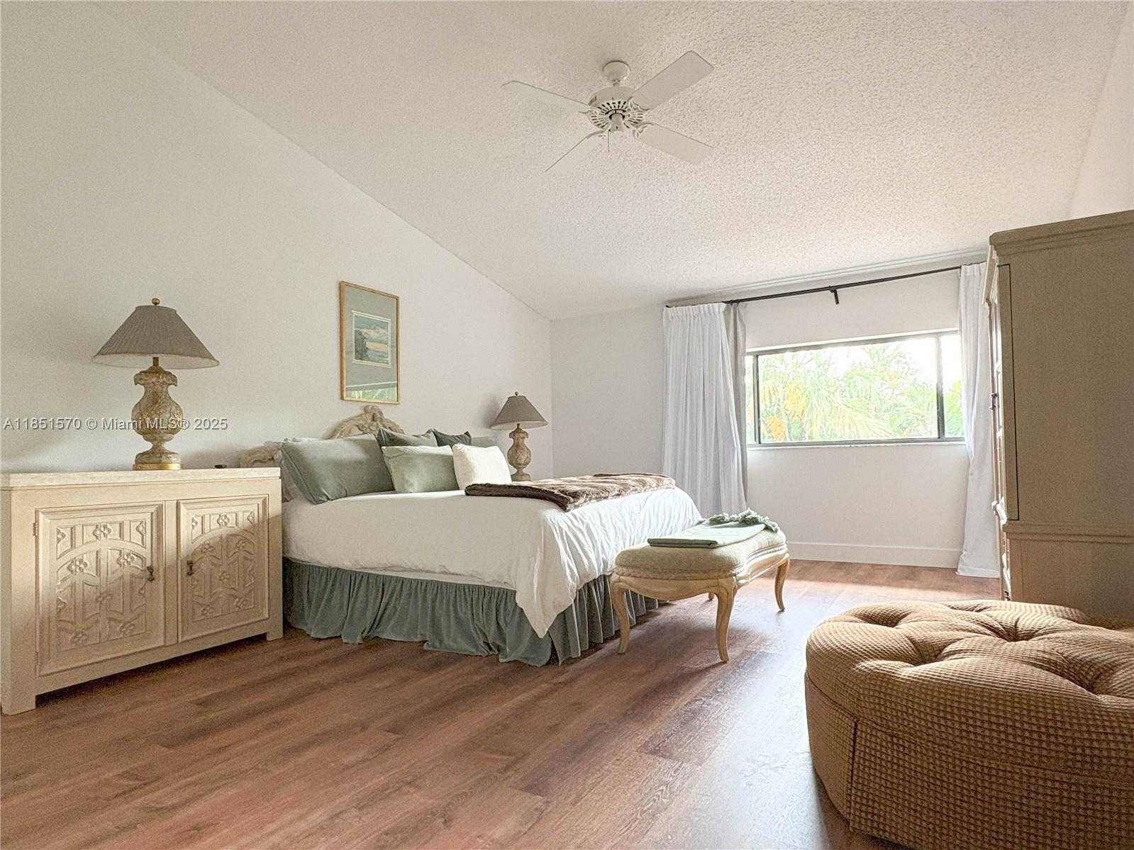 Small Image of 2530 WINDSOR WAY CT #N/A, Wellington Number 30