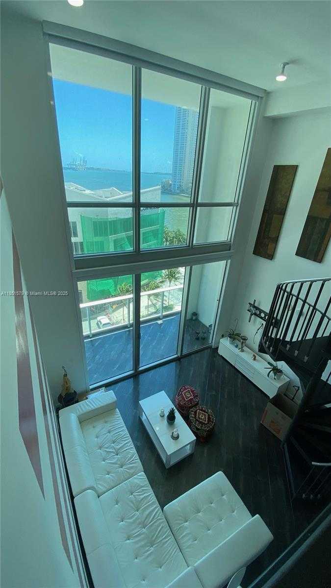 Small Image of 300 SOUTH BISCAYNE BLVD #Loft 826, Miami Number 16