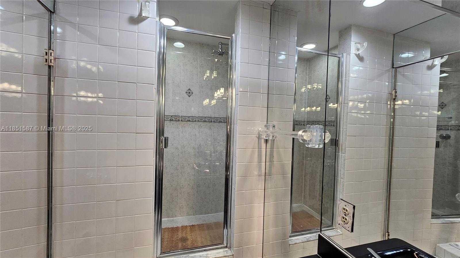 Small Image of 1950 SOUTH OCEAN DR #2N, Hallandale Beach Number 11