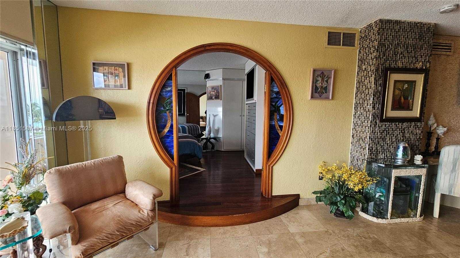 Small Image of 1950 SOUTH OCEAN DR #2N, Hallandale Beach Number 13