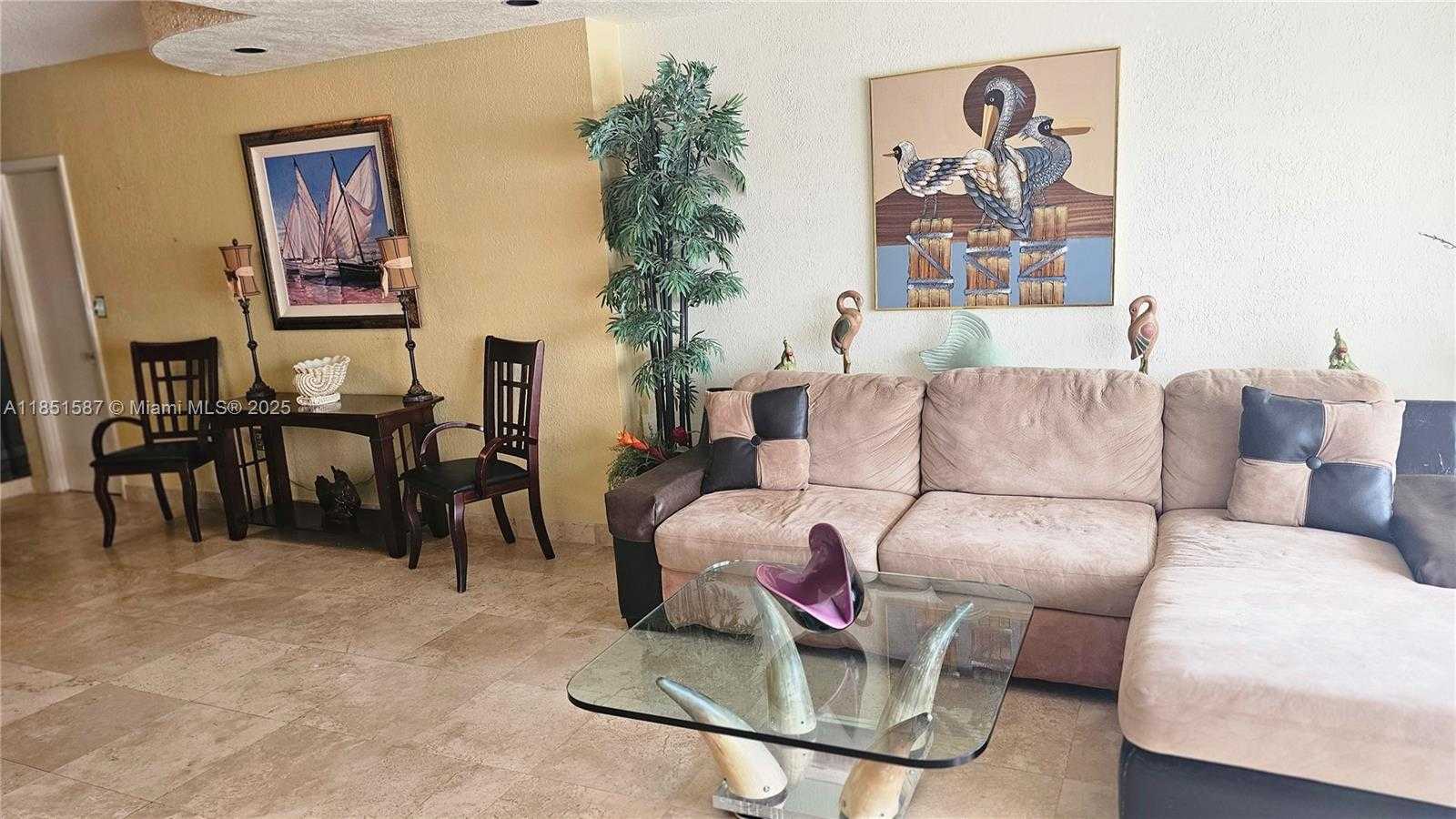 Small Image of 1950 SOUTH OCEAN DR #2N, Hallandale Beach Number 17