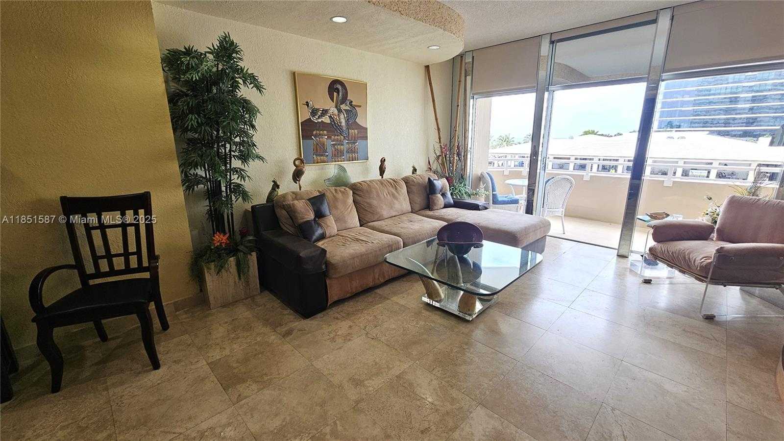 Small Image of 1950 SOUTH OCEAN DR #2N, Hallandale Beach Number 7