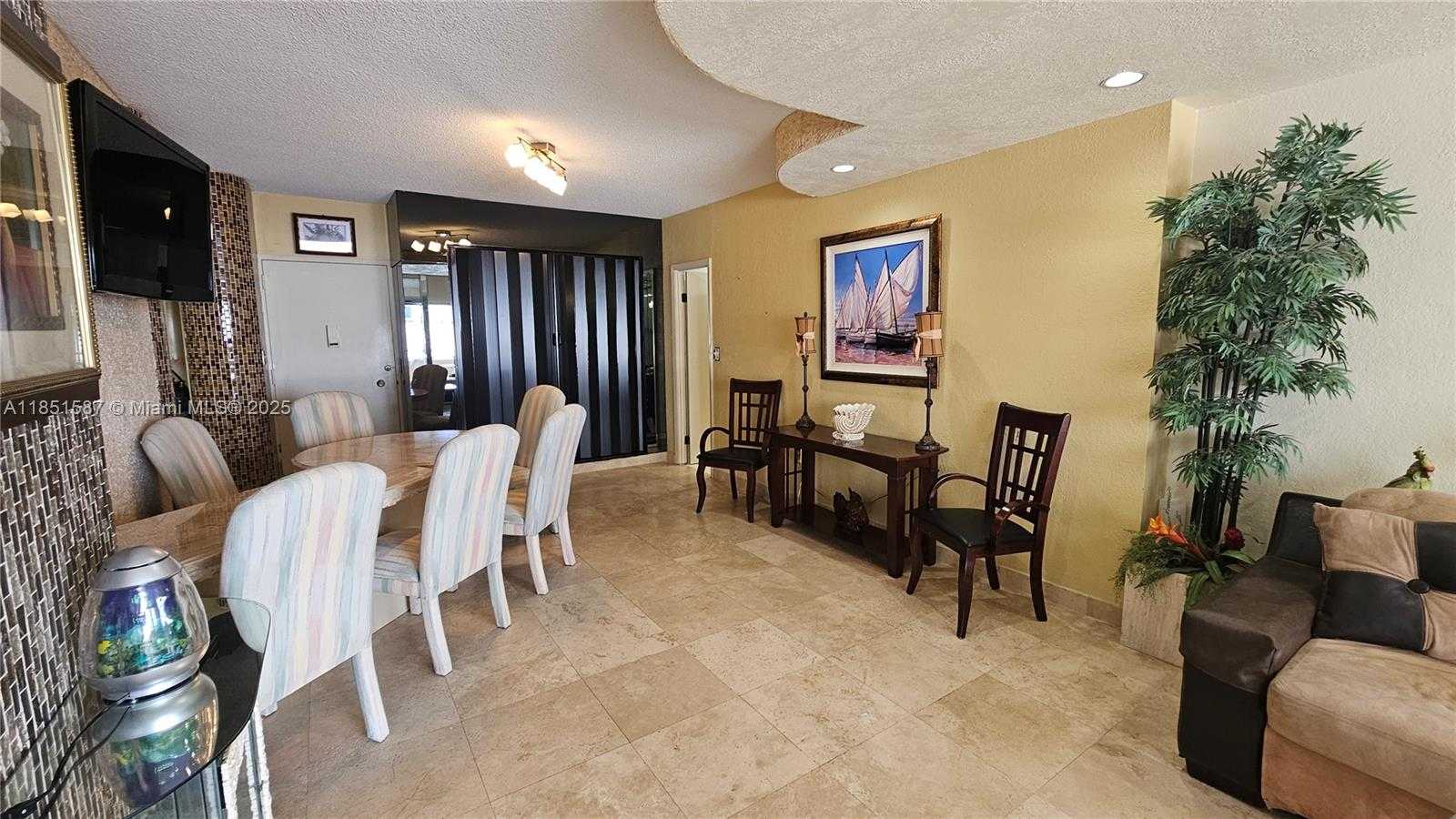 Small Image of 1950 SOUTH OCEAN DR #2N, Hallandale Beach Number 8