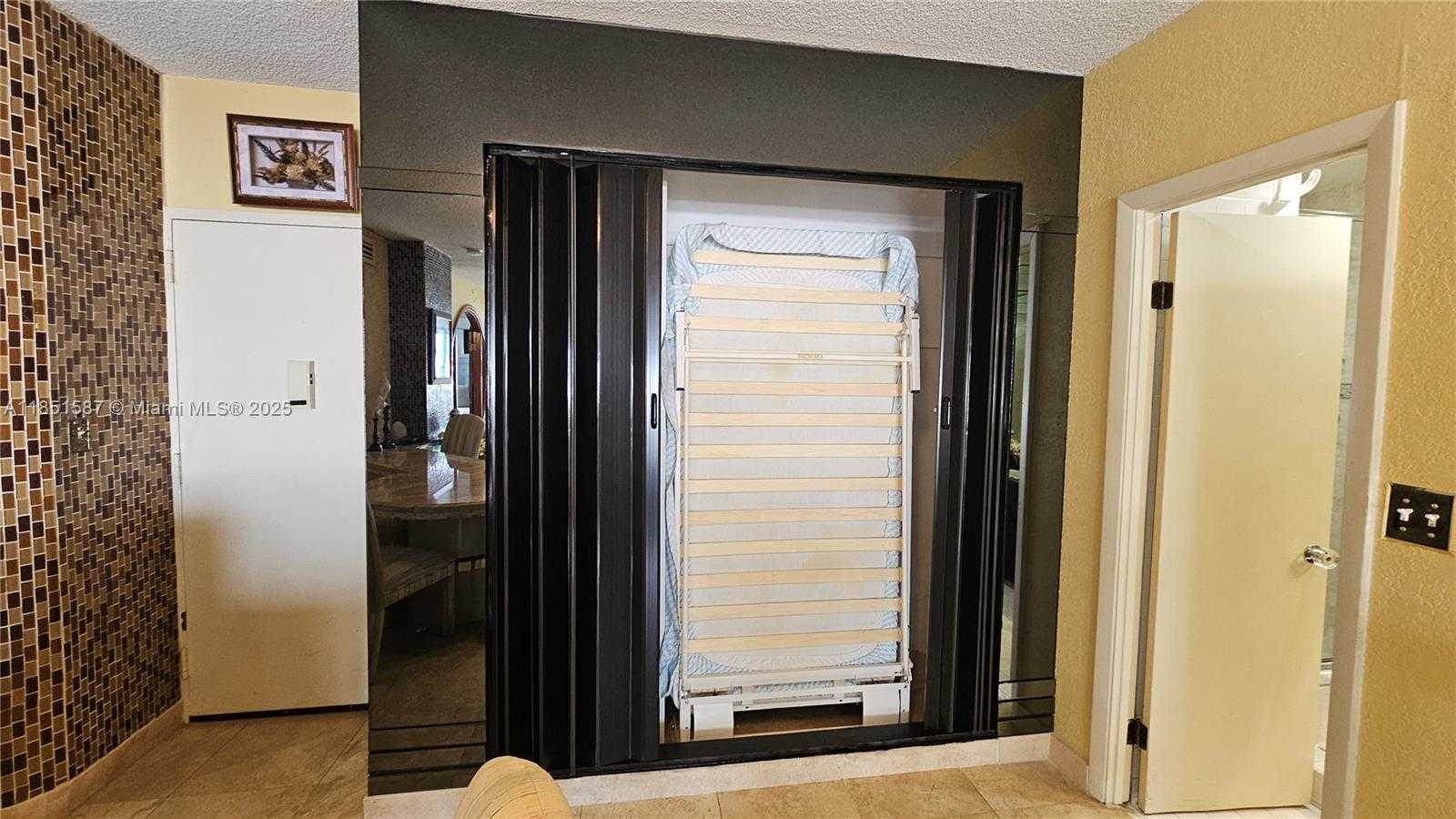 Small Image of 1950 SOUTH OCEAN DR #2N, Hallandale Beach Number 9