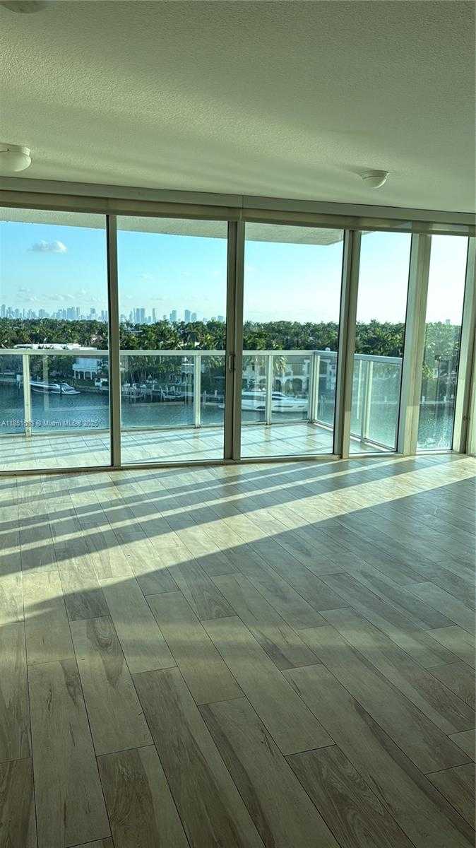 Small Image of 6700 INDIAN CREEK DR #707, Miami Beach Number 16