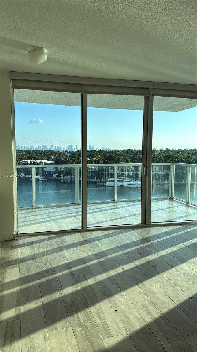Small Image of 6700 INDIAN CREEK DR #707, Miami Beach Number 18