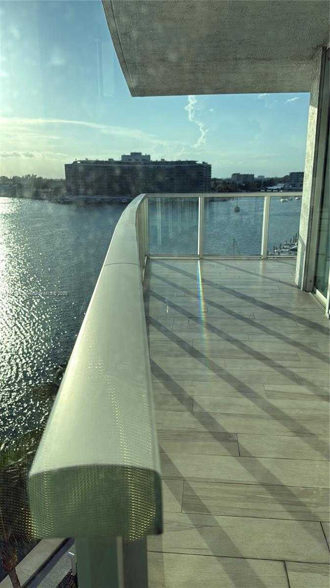 Small Image of 6700 INDIAN CREEK DR #707, Miami Beach Number 20