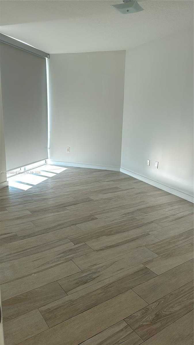 Small Image of 6700 INDIAN CREEK DR #707, Miami Beach Number 26