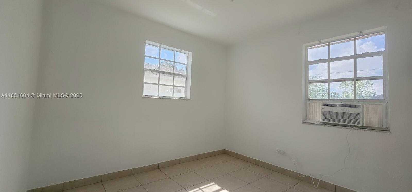 Small Image of 2332 NORTH WEST 14TH CT #2332, Fort Lauderdale Number 8