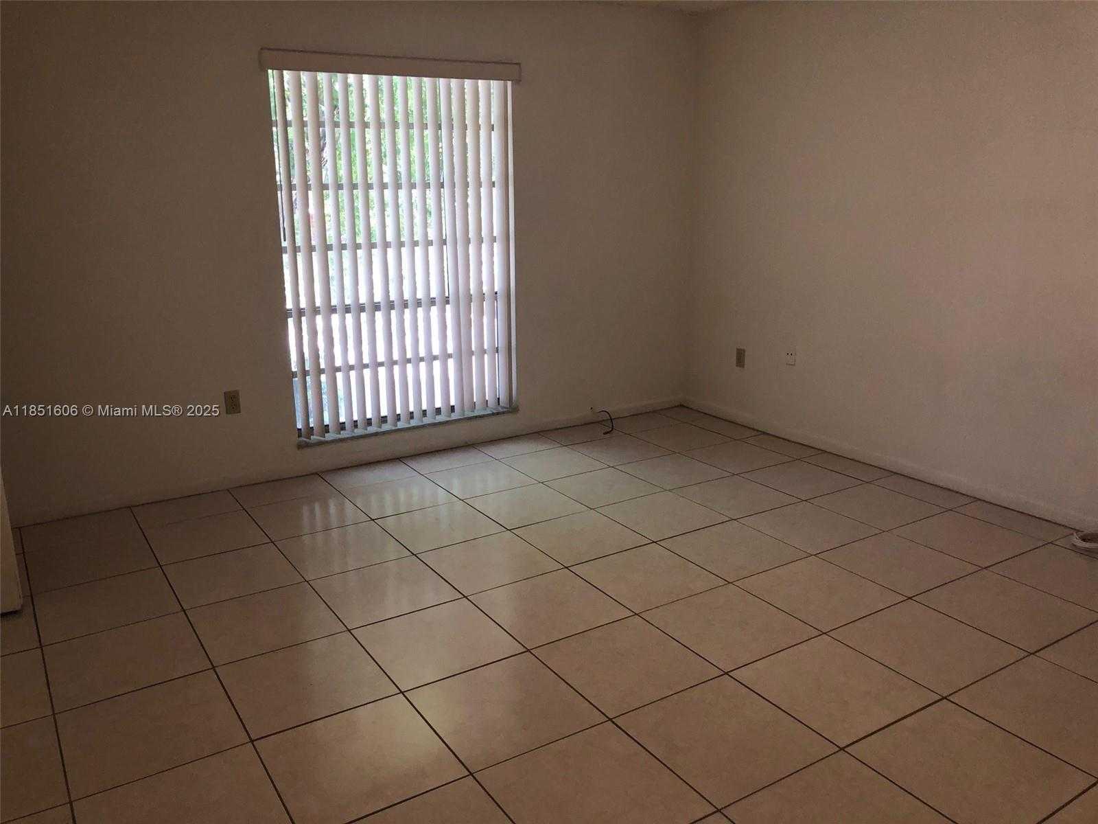 Small Image of 10808 NORTH KENDALL DR #Q-4, Miami Number 13