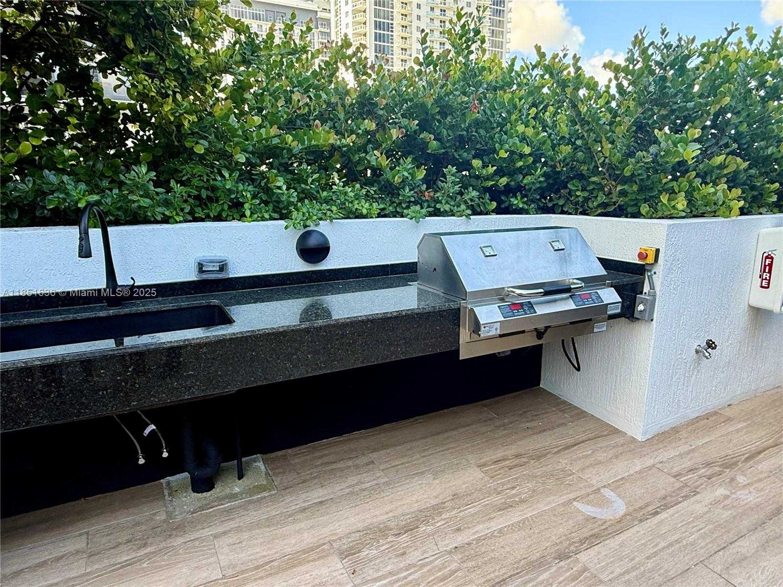 Small Image of 700 NORTH EAST 24TH ST #5105, Miami Number 12