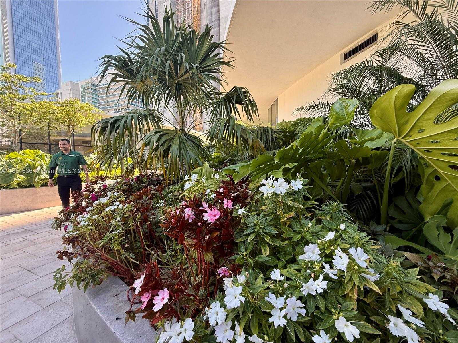 Small Image of 700 NORTH EAST 24TH ST #5105, Miami Number 19